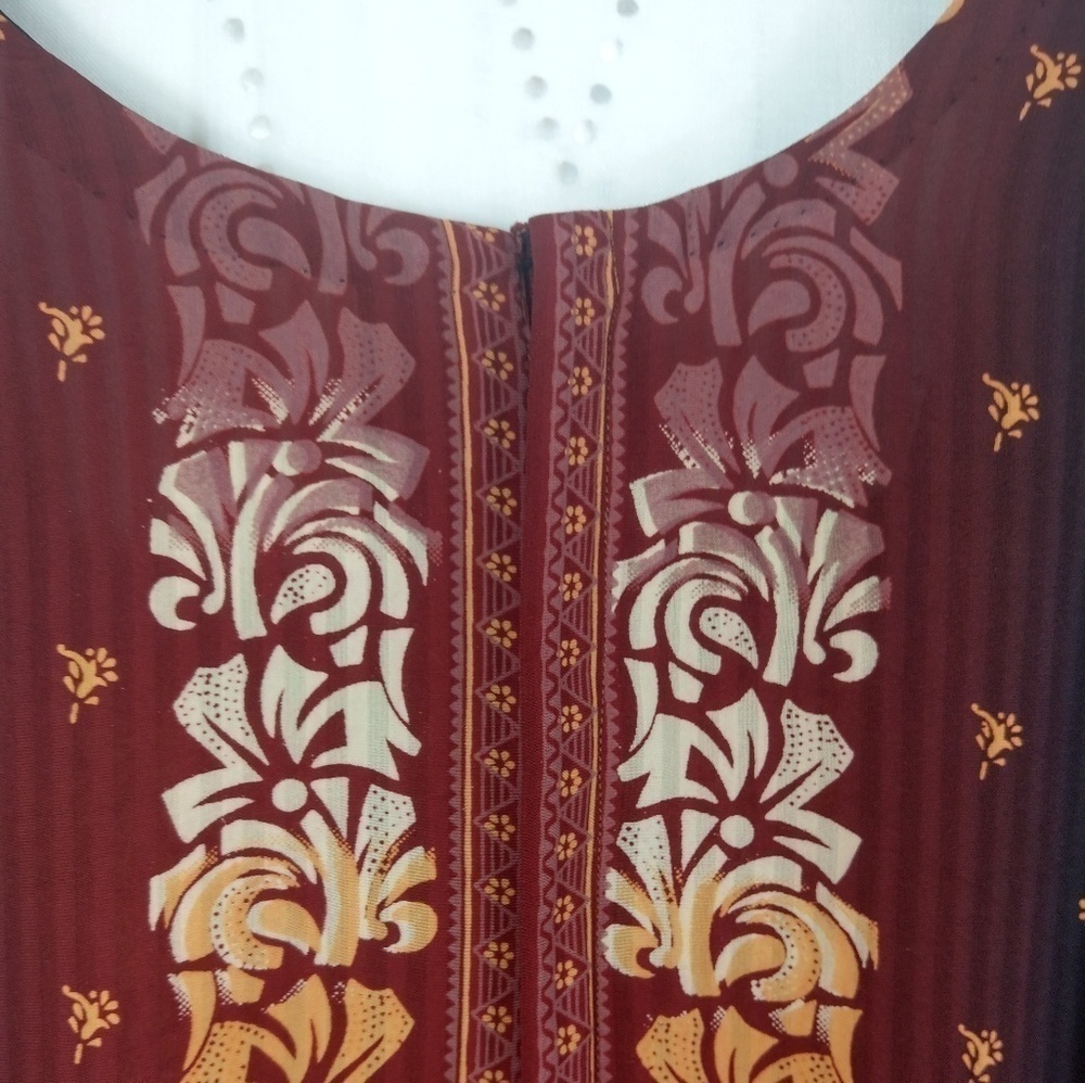 black burgundy& gold short sleeve burnout dress - Picture 7 of 8
